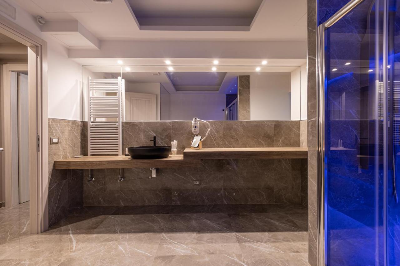 Maximum Exclusive Suite & Spa Παλέρμο Εξωτερικό φωτογραφία